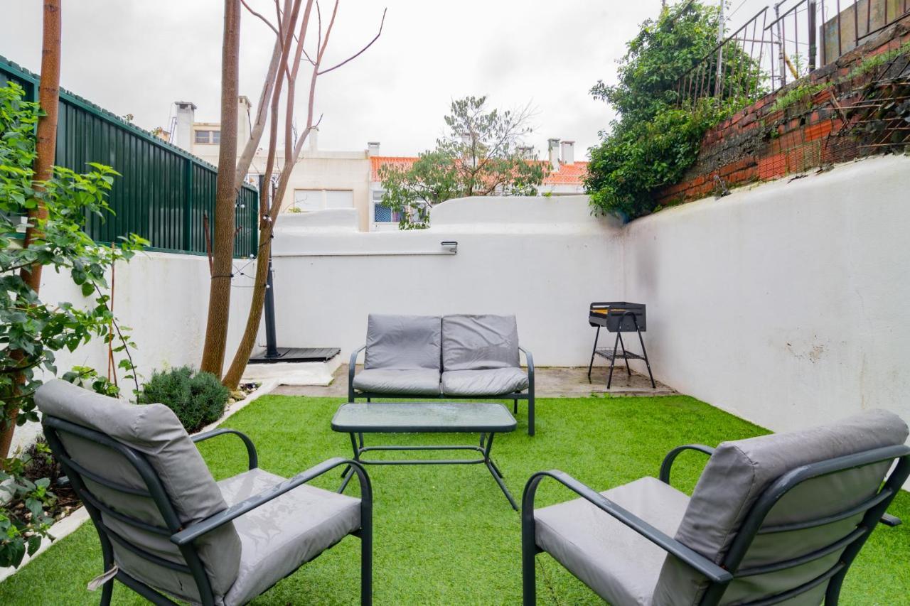 Appartement Lovely & Bright Family Flat W/ Patio Lissabon